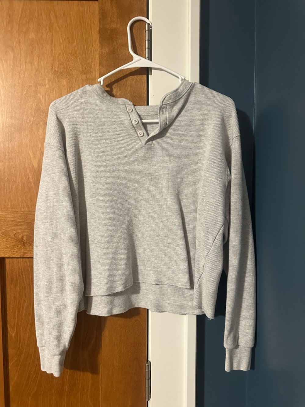 Brandy Melville Light Gray Waffle Henley Sweatshirt